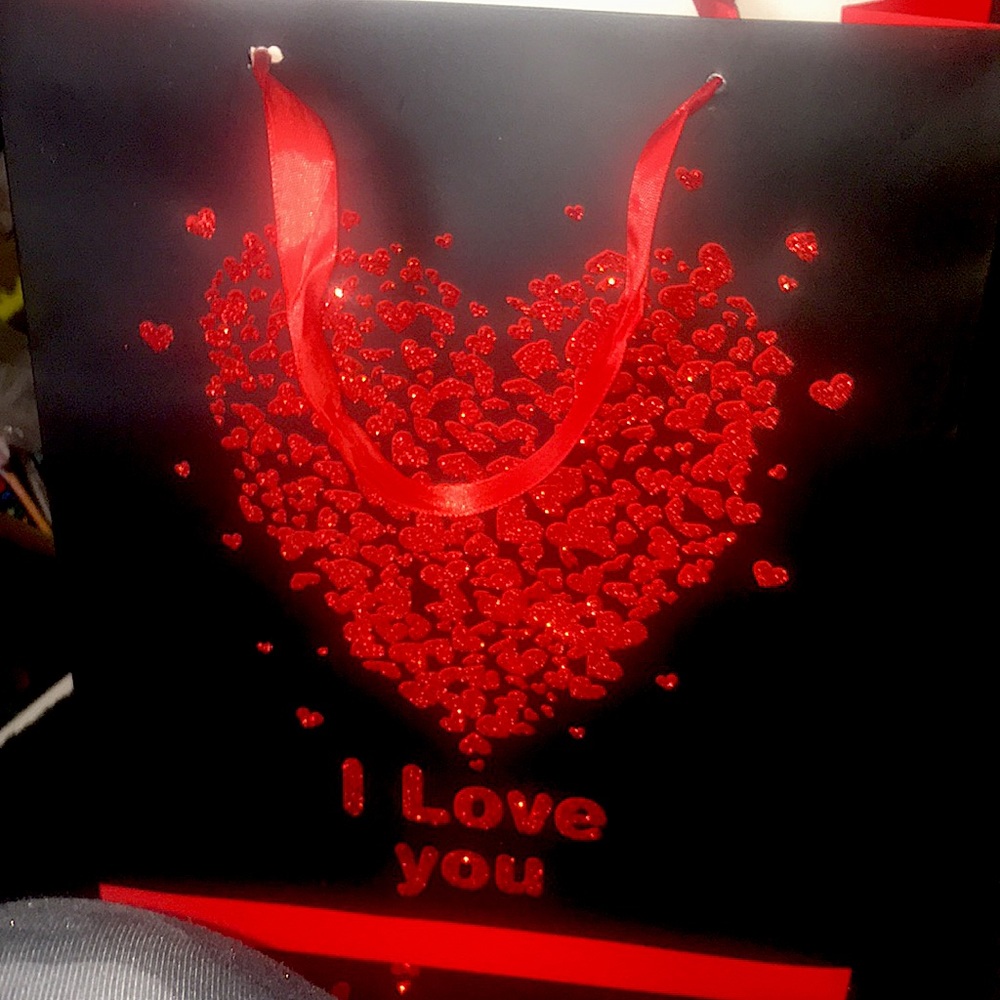 I LOVE YOU - Glittery Heart Gift Bags